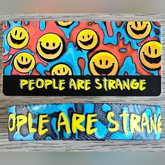 ZOX "PEOPLE ARE STRANGE" #1706 MUSIC FESTIVAL SMILEY DRIP COLLECTIBLE WRISTBAND - Picture 2 of 4